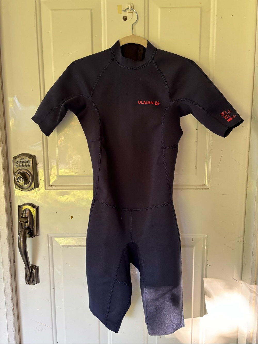 Decathlon size small Olaiain shorty wetsuit 1.5mm